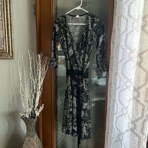 Patterned wrap dress